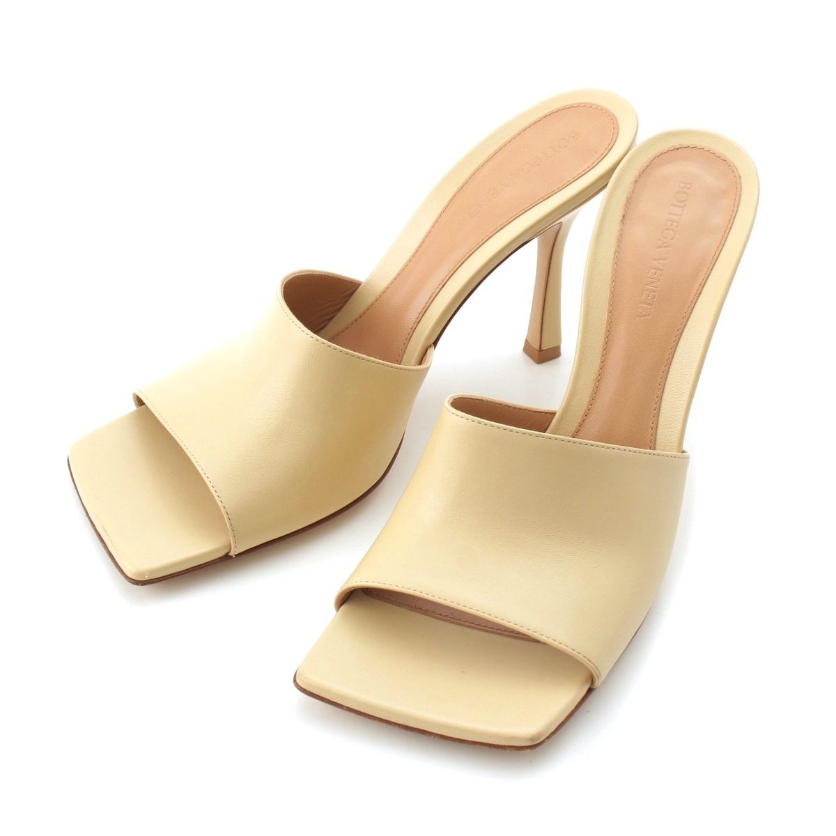 Bottega Veneta Leather Square Toe Sandals Beige
