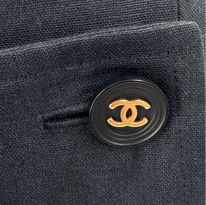 Chanel 94P Skirt Coco Button Knee Length Navy 42 — view 3