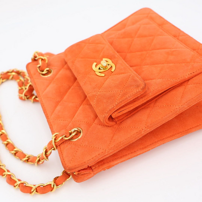Chanel Vintage CC Logo Quilted Chain Shoulder Handbag Purse — view 5