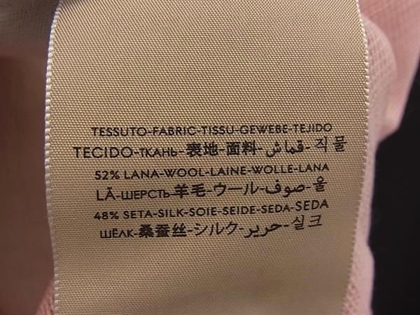 Gucci GG Pattern 52% Wool 48% Silk Shawl Pink Scarf — view 4