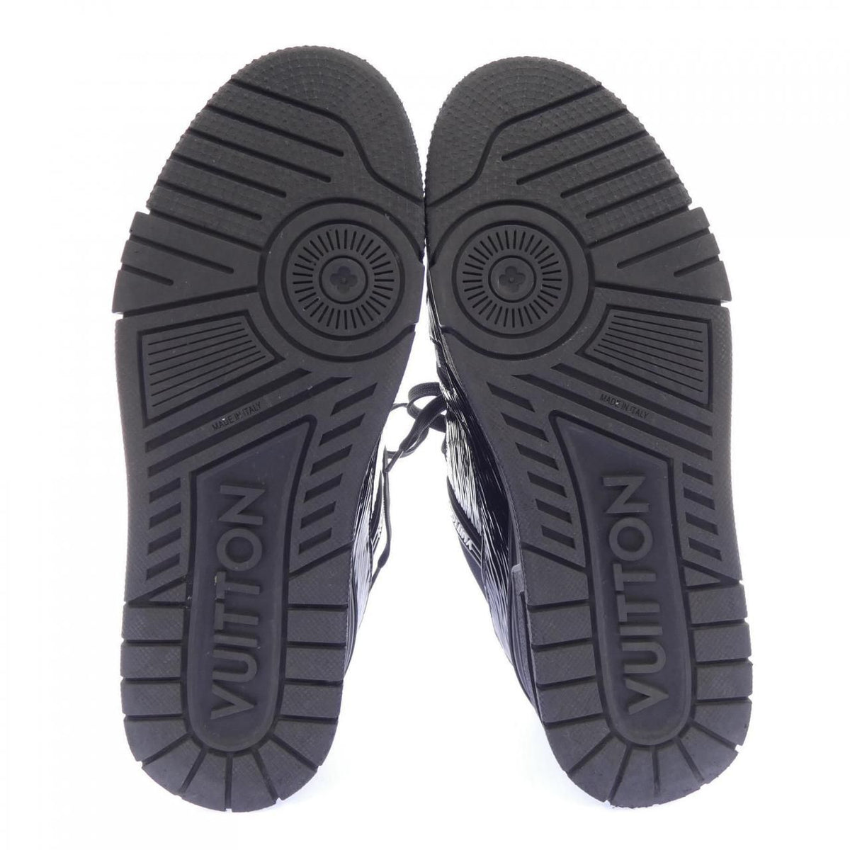 Louis Vuitton LV Trainers Sneakers — view 4