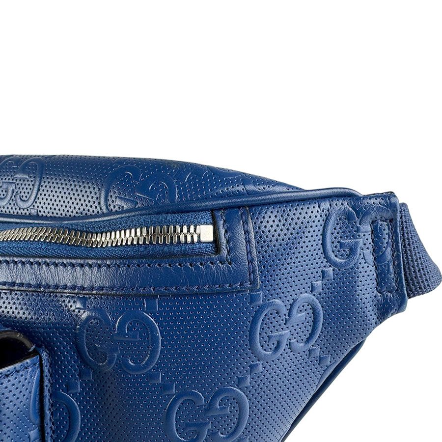 Gucci Waist Bag GG Embossed — view 7