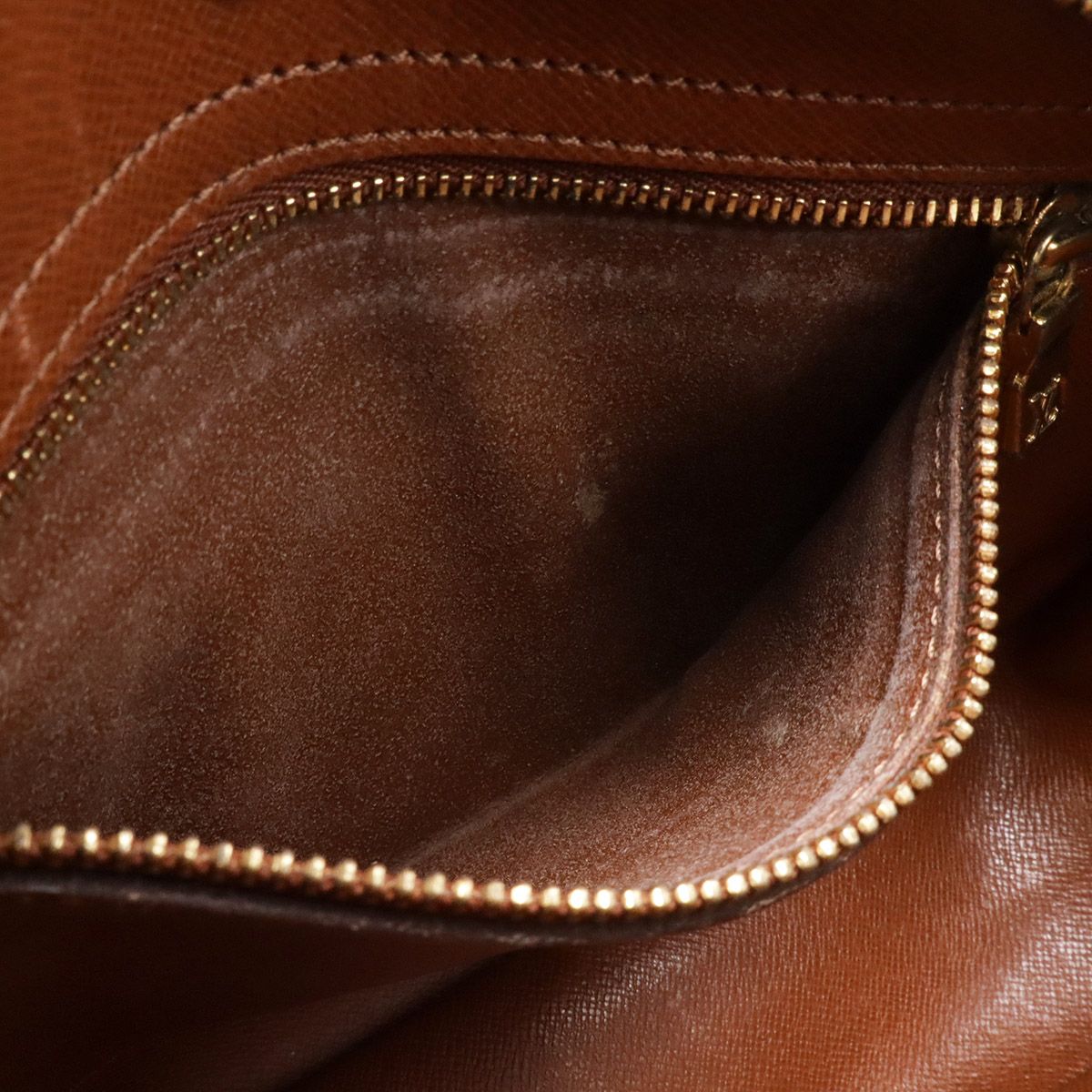 Louis Vuitton Monogram Senlis Shoulder Bag Pochette — view 7