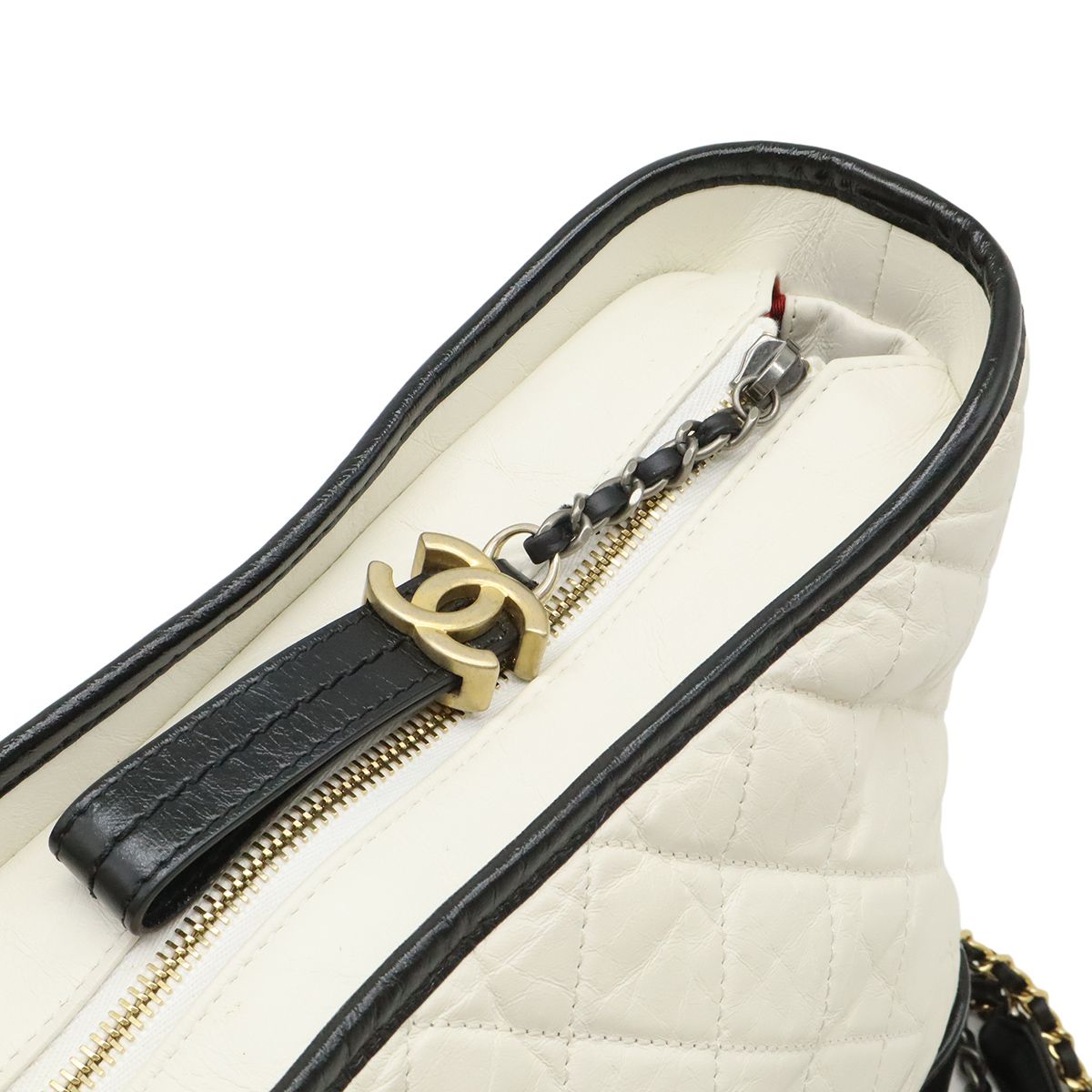 Chanel Gabrielle de Chanel Large Hobo Chain Shoulder Bag Calfskin Bicolor — view 6