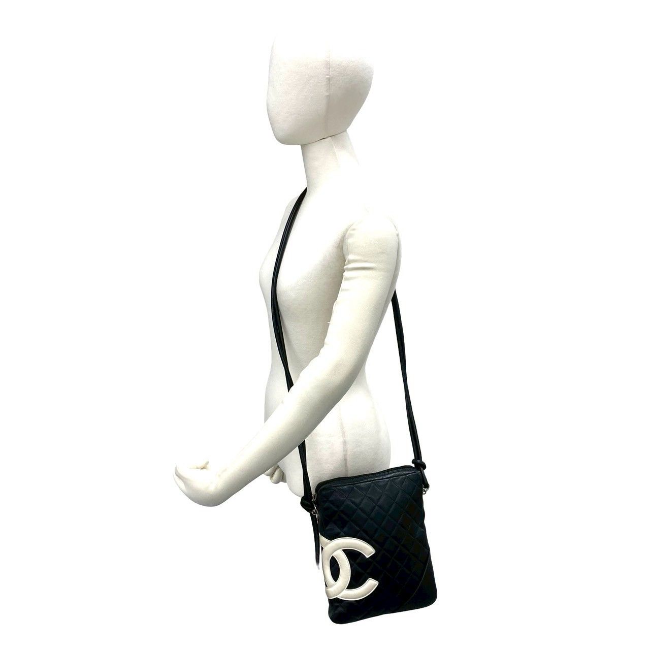 Chanel Cambon Line CC Logo Leather Mini Shoulder Bag Pochette Black — view 2
