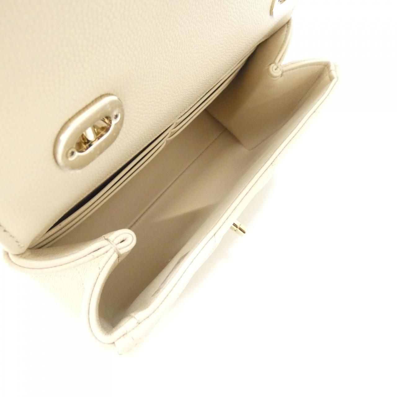 Chanel Bag Handbag Beige — view 6