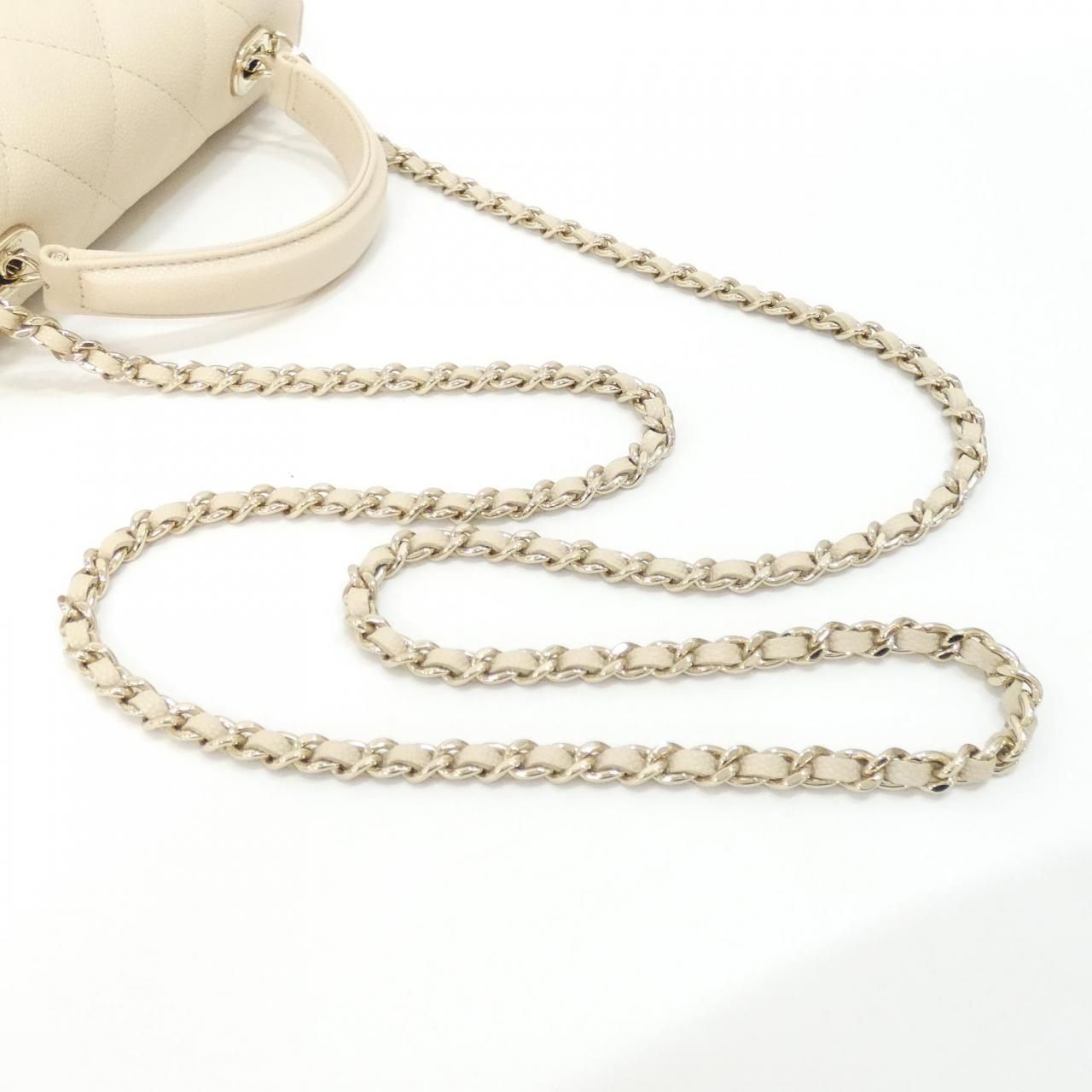 Chanel Bag Handbag Beige — view 5