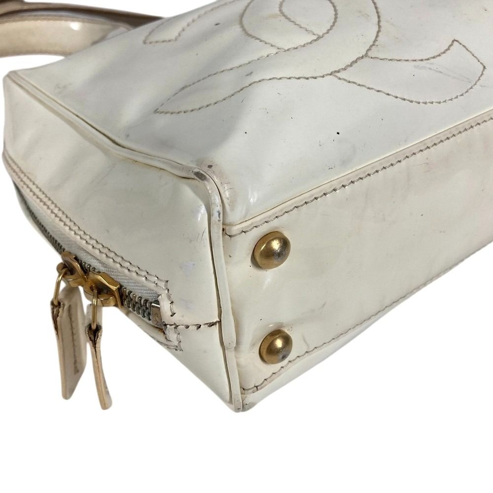 Chanel Shoulder Bag Logo Triple Coco CC Patent White — view 4
