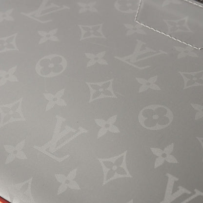 Louis Vuitton Clutch Pochette Cosmos Monogram Titanium Gray — view 4