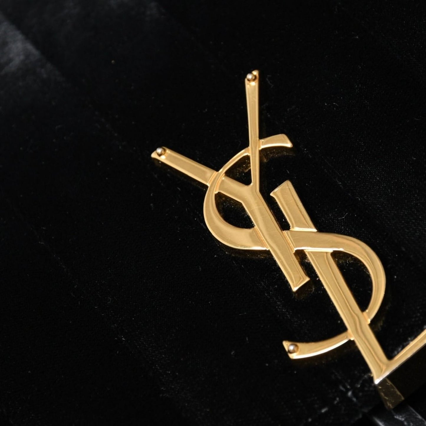 Saint Laurent Vicky Small Backpack Velvet Gold — view 6