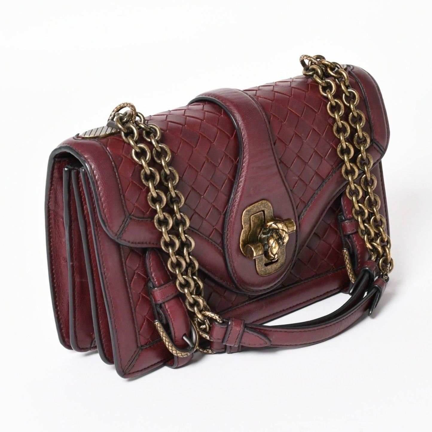 Bottega Veneta Intrecciato Limpia Knot Chain Shoulder Bag Red Calfskin Wine — view 4