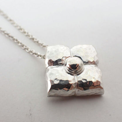 Tiffany & Co 925 Hamad Flower Pendant — view 4