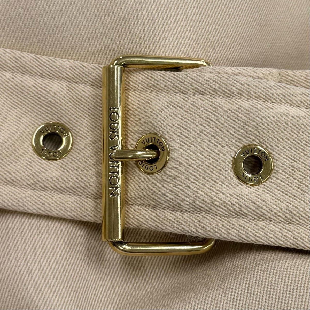 Louis Vuitton Wool Blend LV Logo Gold Button Belt Color Trench Coat Beige 38 — view 6
