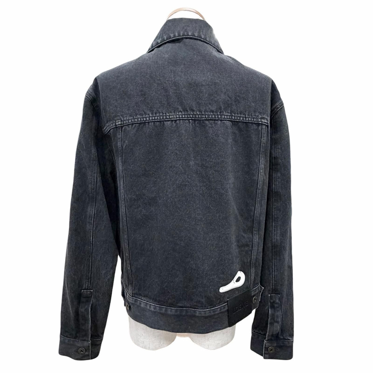 Loewe Suna Fujita Collaboration Mandragora Loose Silhouette Denim Jacket Black — view 3