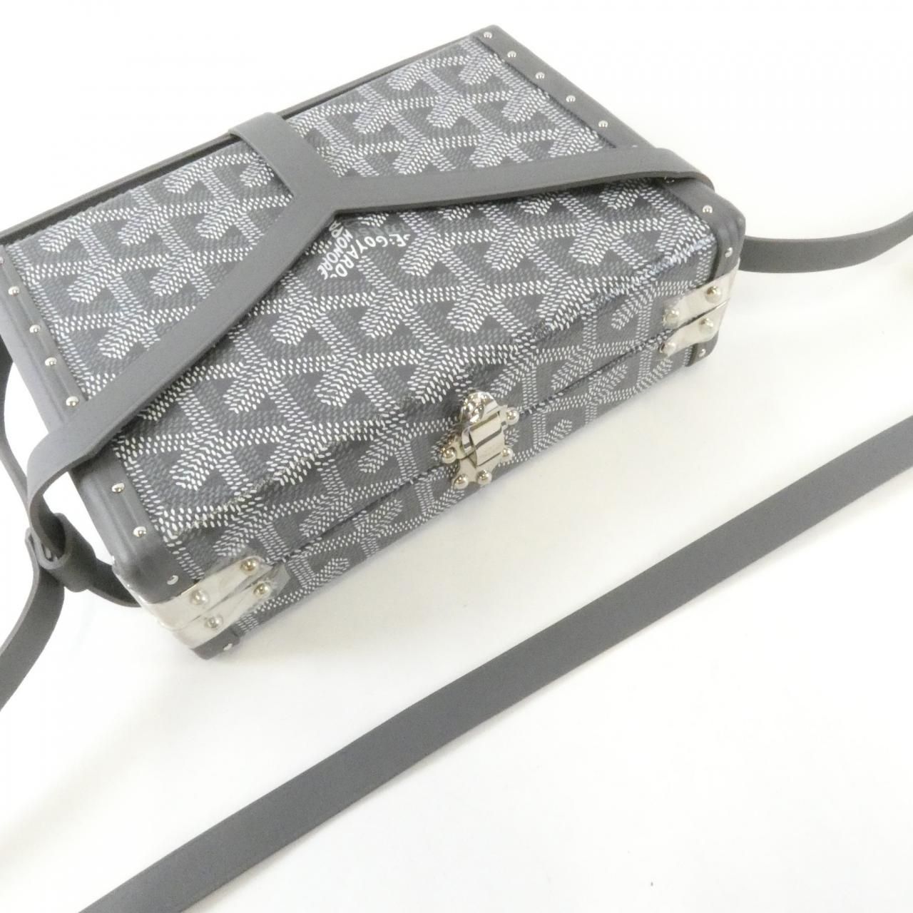 Goyard Minaudier Shoulder Bag — view 3