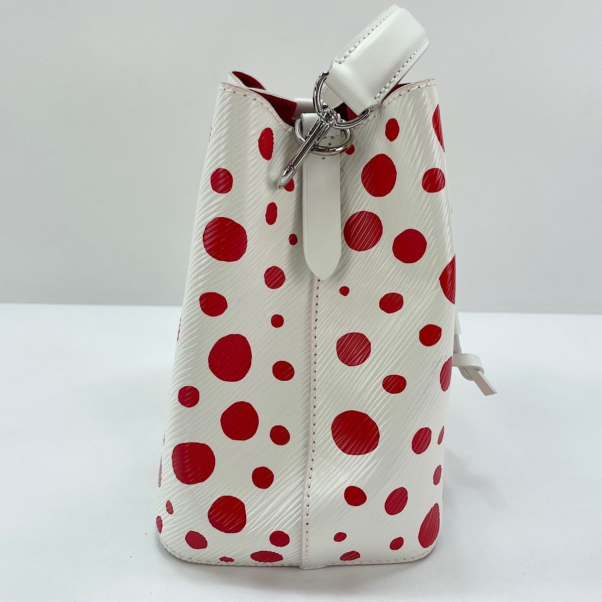 Louis Vuitton Handbag Yayoi Kusama Neo Noe BB — view 5