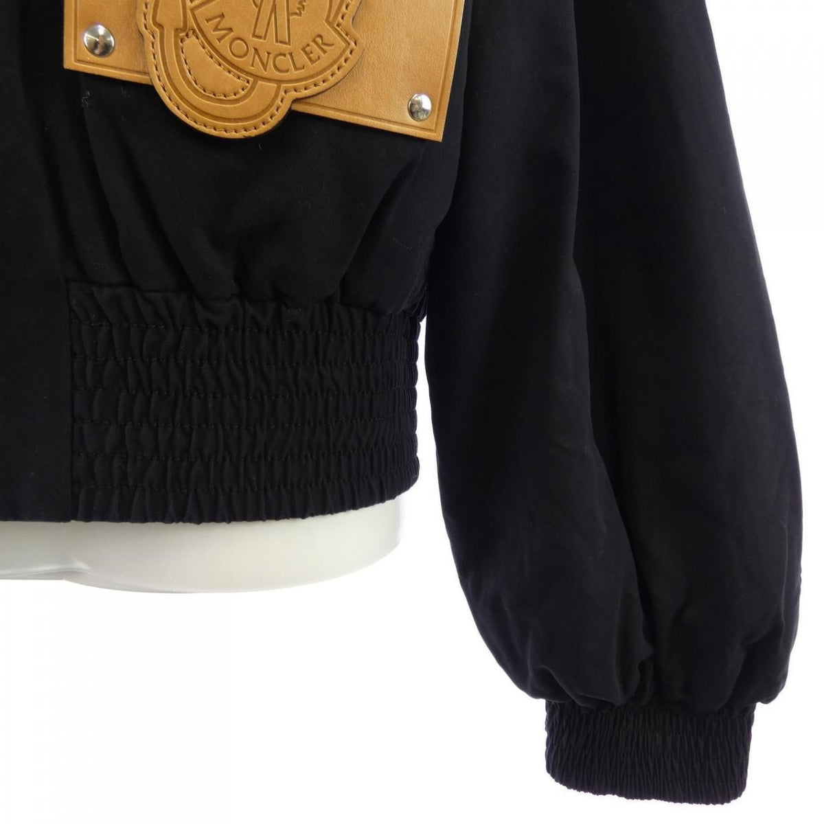 Moncler Genius JW Anderson Helvellyn Down Jacket — view 8