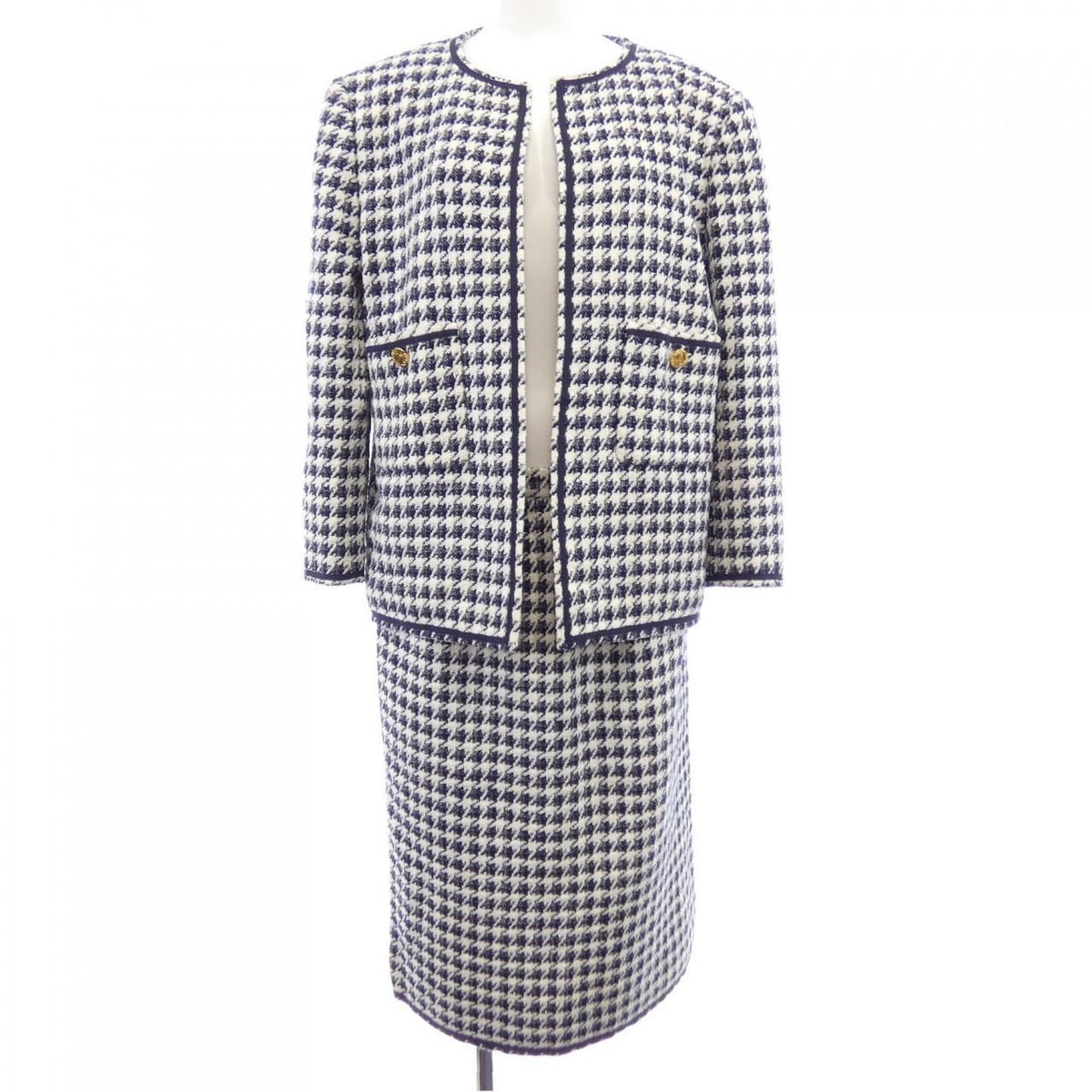 Chanel Vintage Suit White