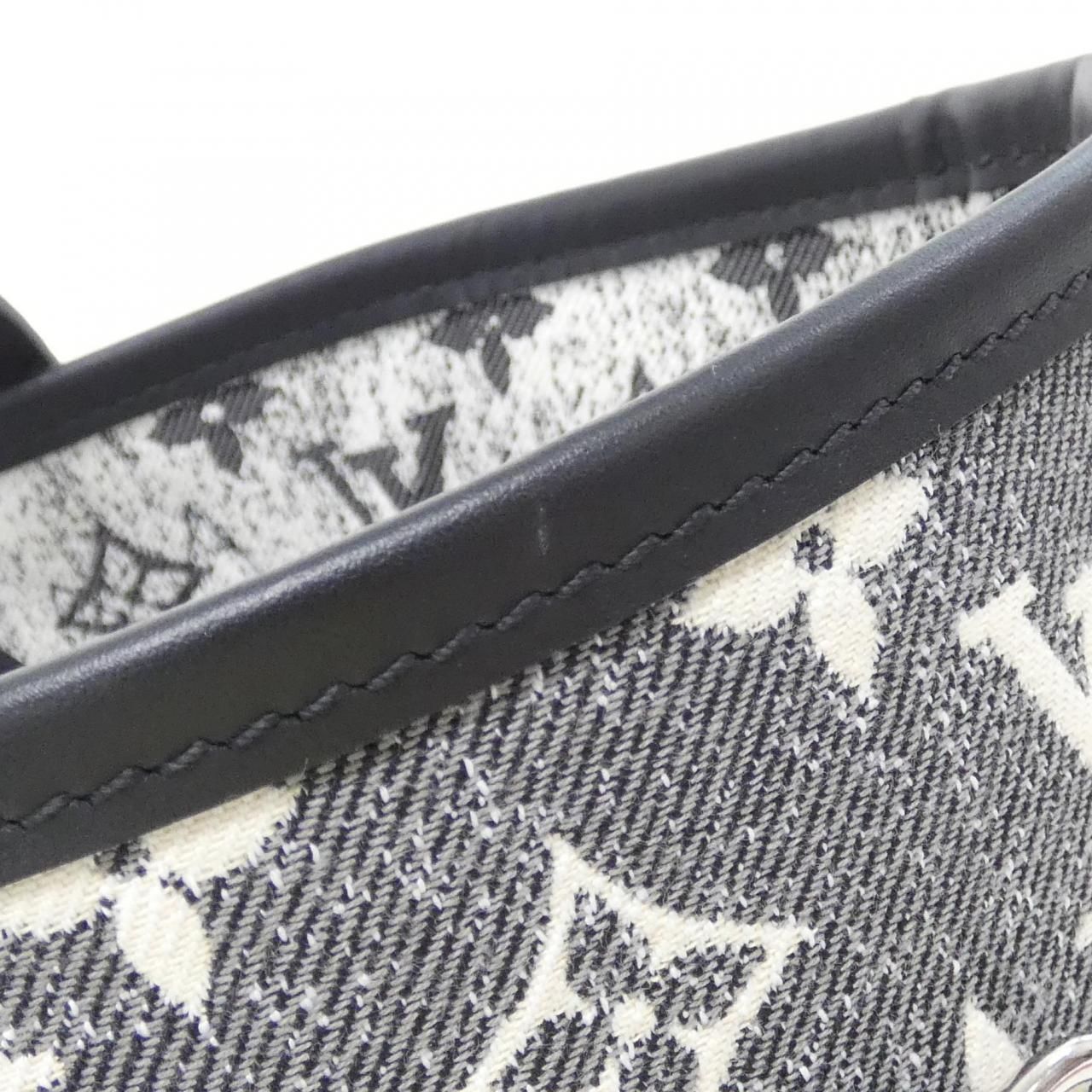 Louis Vuitton Monogram Jacquard Denim Neverfull MM — view 4