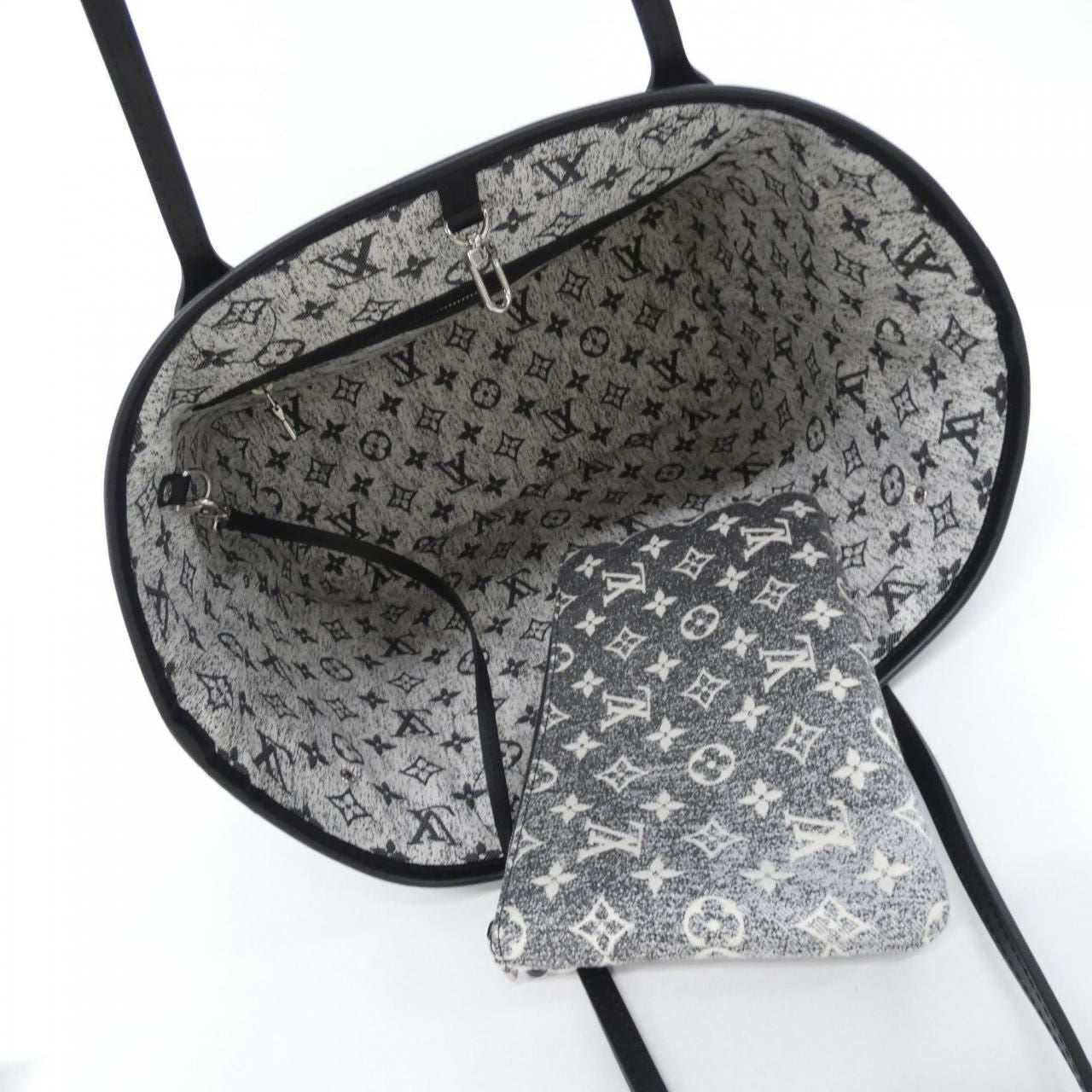 Louis Vuitton Monogram Jacquard Denim Neverfull MM — view 6