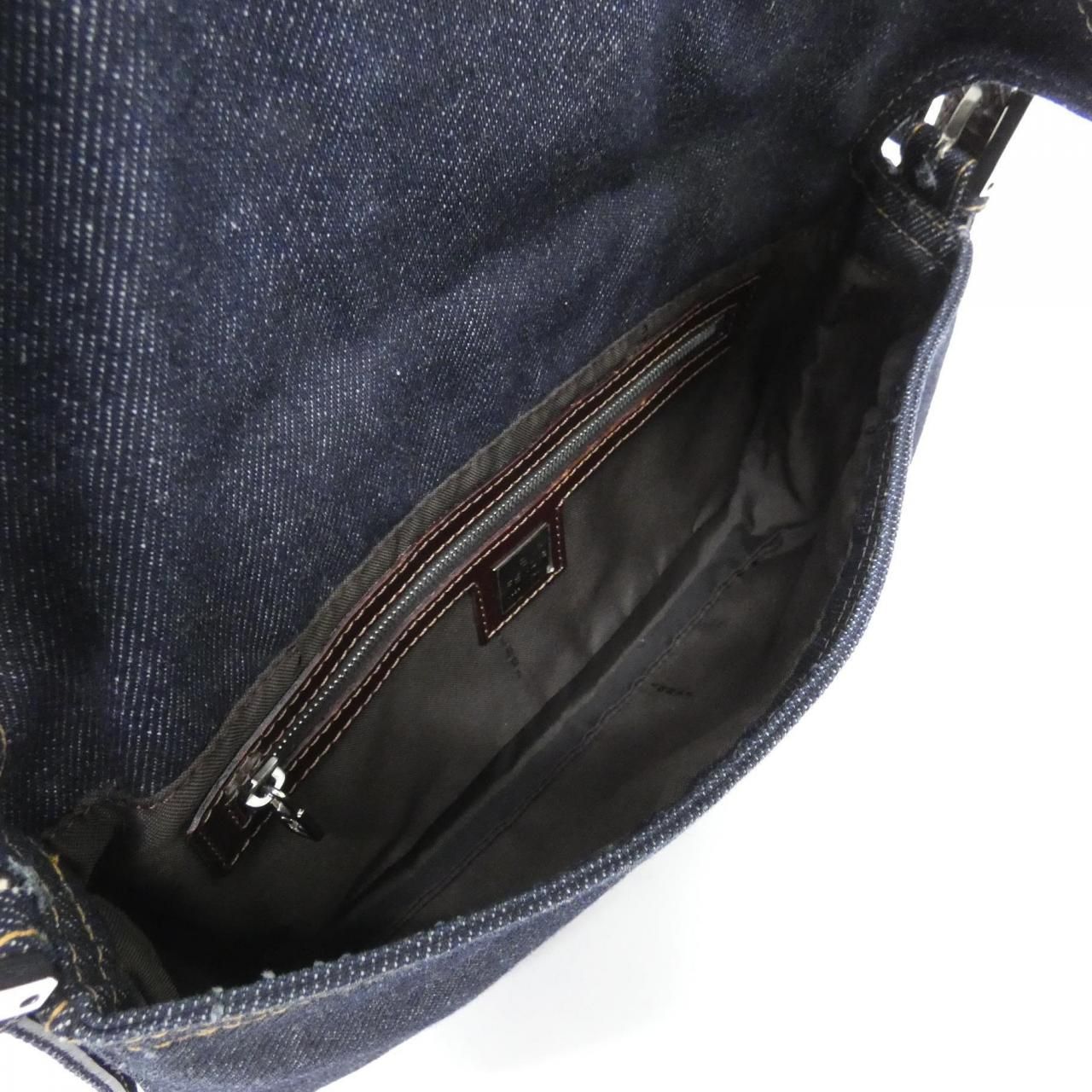 Fendi Vintage Baguette Shoulder Bag — view 8