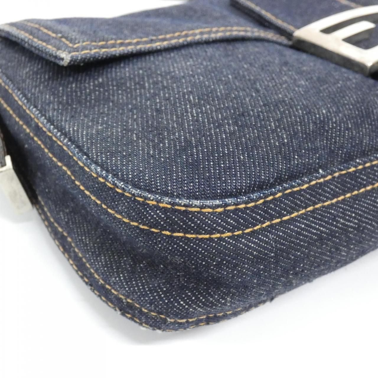 Fendi Vintage Baguette Shoulder Bag — view 3