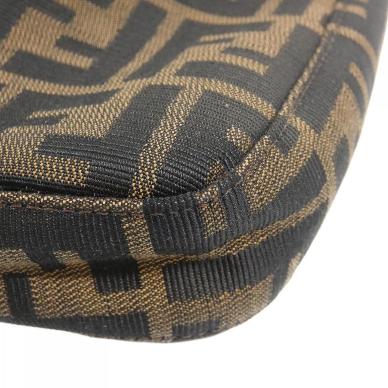 Fendi Vintage Shoulder Bag — view 3