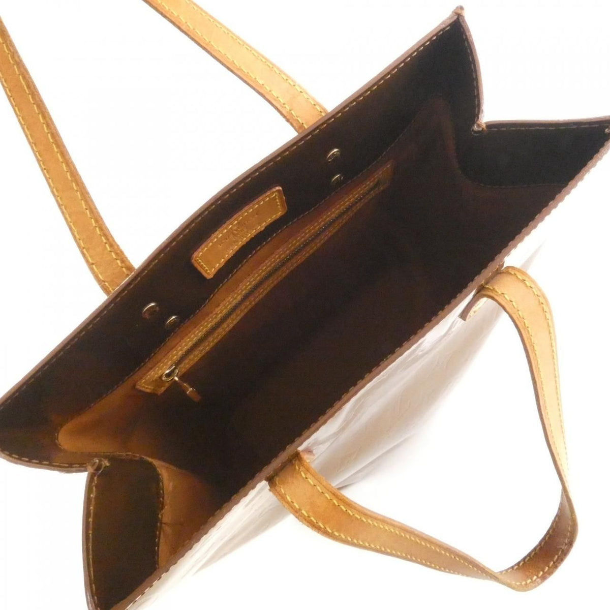 Louis Vuitton Vernis Reade MM — view 8