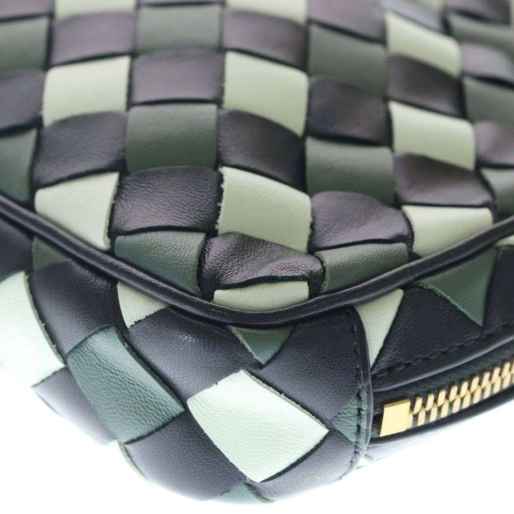 Bottega Veneta Intrecciato Leather Beauty Pouch Black — view 5
