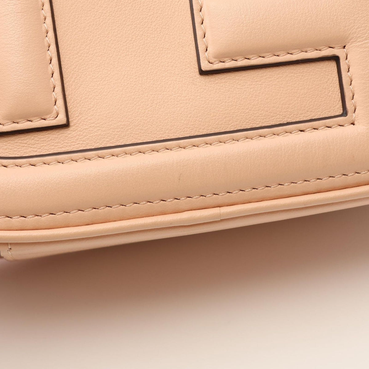 Fendi O-Rock Small Camera Bag Pink Beige Leather — view 7