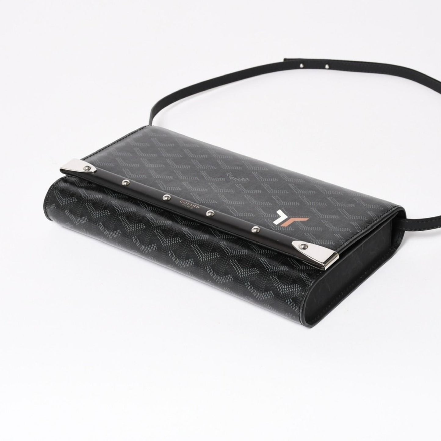 Goyard Monte Carlo PM Clutch 2-Way Limited Color Jet Black Silver — view 5