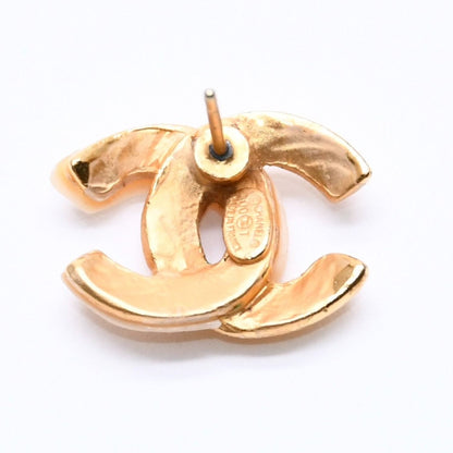 Chanel Earrings CC Logo 00 Gold Ivory Bicolor Metal — view 6