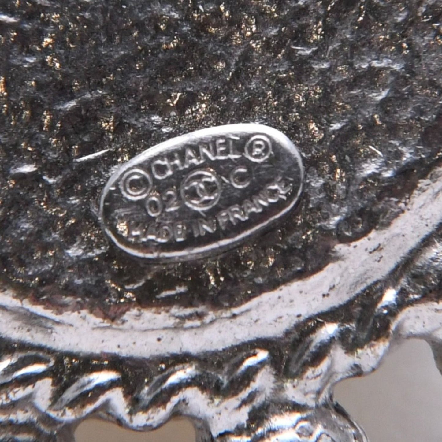 Chanel Earrings CC Logo Rhinestone Pearl 02 Silver — view 8
