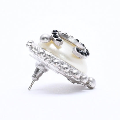 Chanel Earrings CC Logo Rhinestone Pearl 02 Silver — view 4