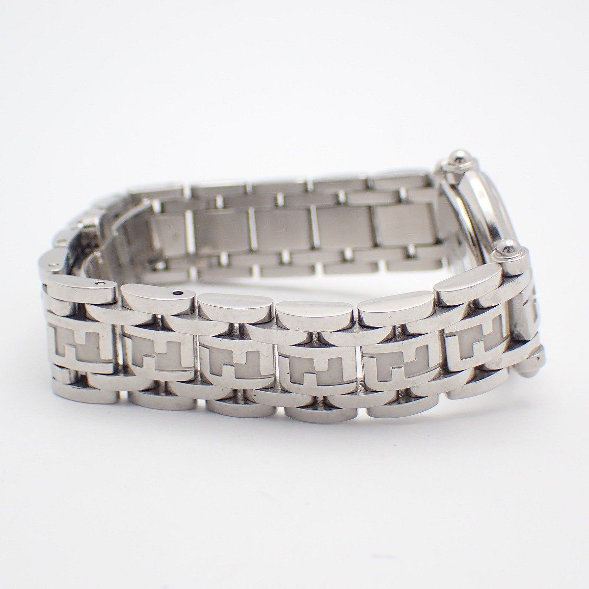Fendi Quartz Watch White Dial SS Kannon Buckle Pawn — view 4