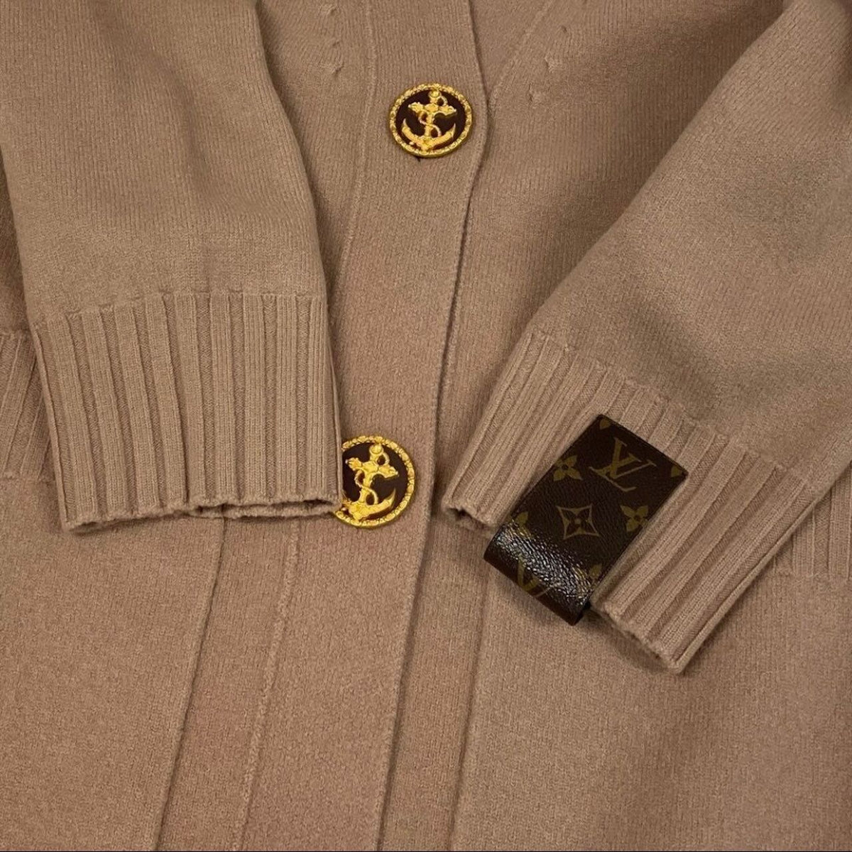 Louis Vuitton Long Knit Cardigan Anchor Button Pink Beige Wool — view 5
