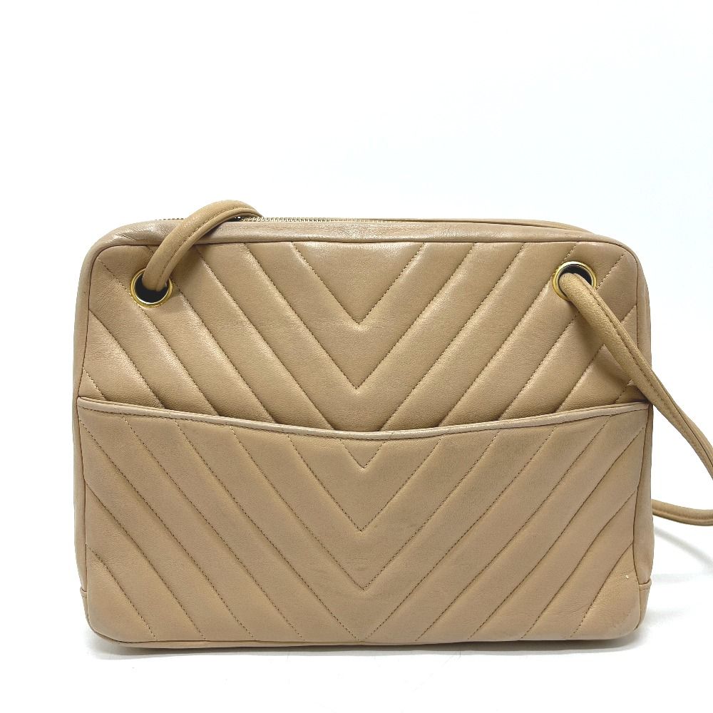 Chanel Handbag Stitch Chevron Lambskin Beige — view 2