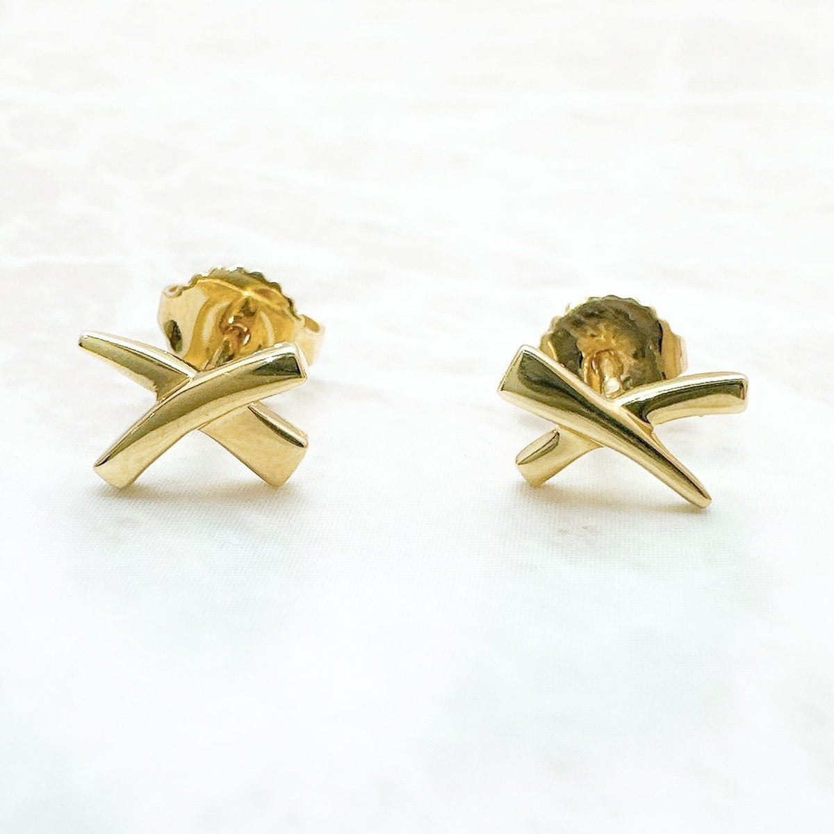 Tiffany & Co Kiss Yellow Gold Earrings — view 5