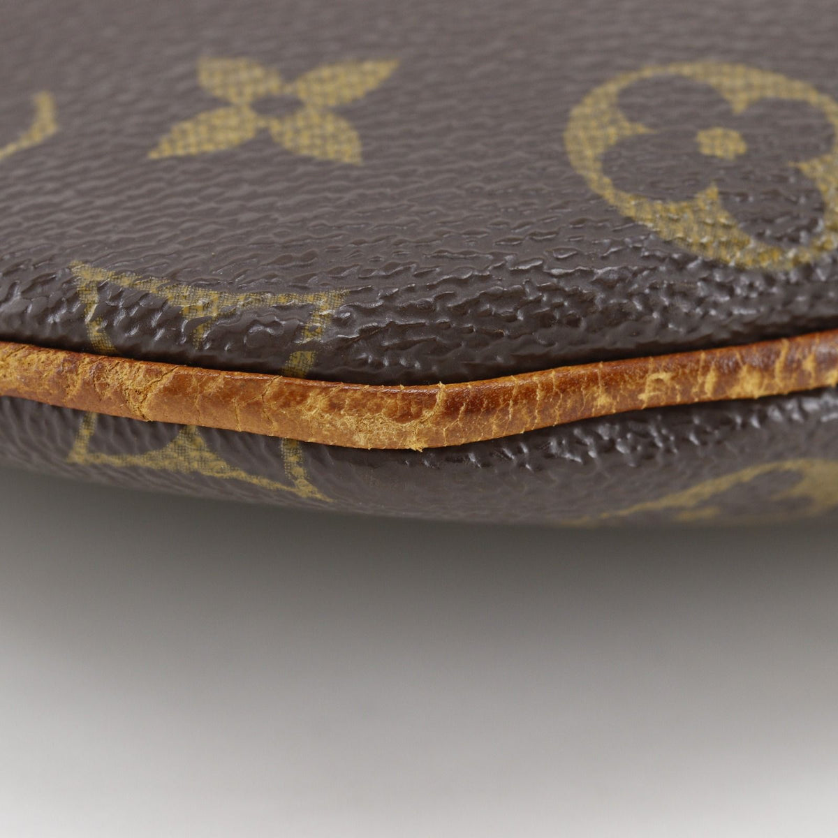 Louis Vuitton Pochette Bosford Monogram Canvas Brown Shoulder Bag — view 4