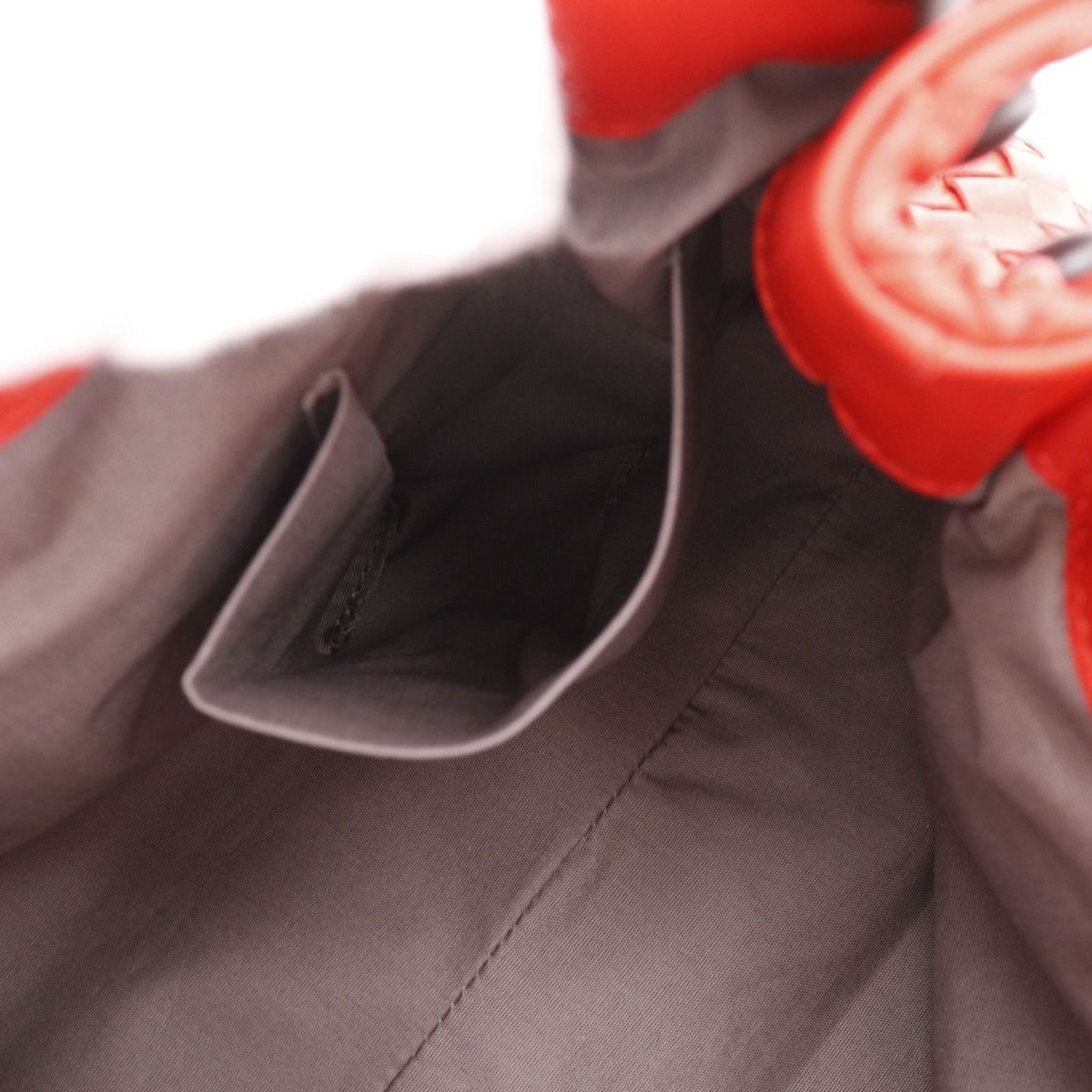 Bottega Veneta Intrecciato Calfskin Red Shoulder Bag — view 7