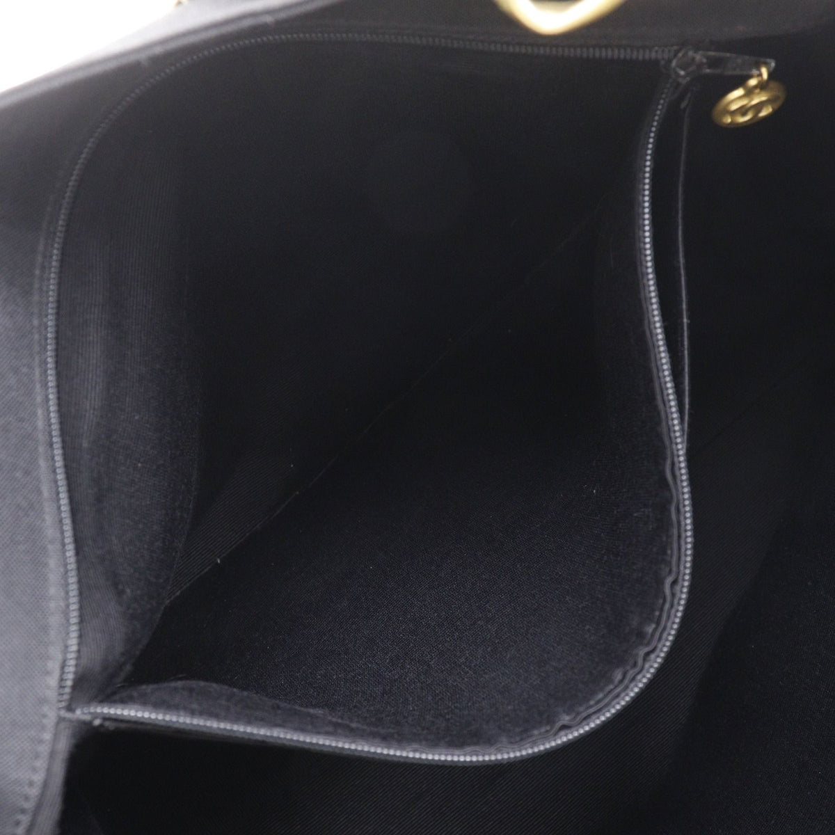 Chanel CC Logo Chain Tote Bag Nylon Black — view 8