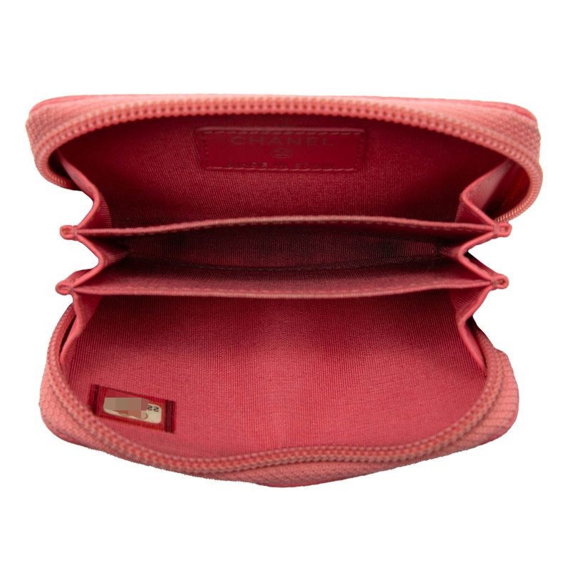 Chanel CC Logo Coin Purse Pink Caviar Leather — view 4