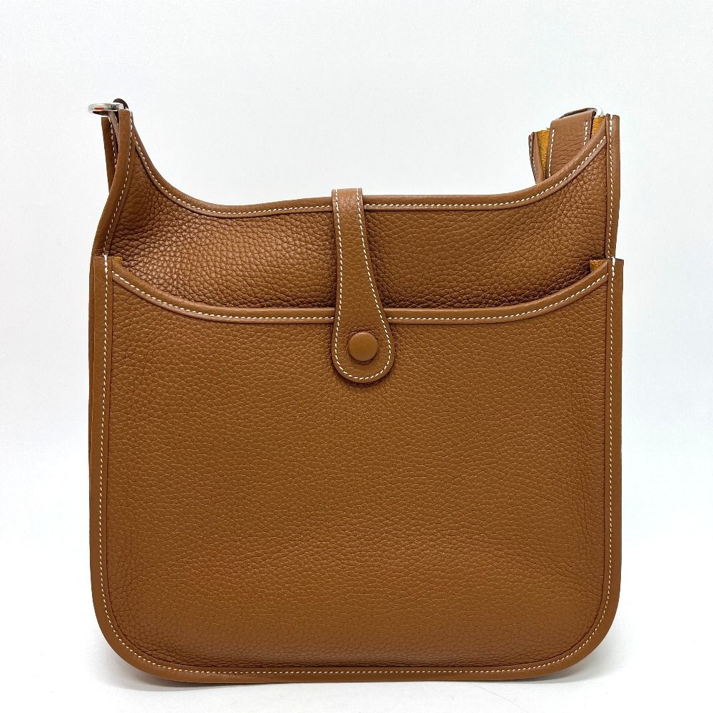 Hermes Shoulder Bag Evelyne Trois Taurillon Clemence Gold — view 2