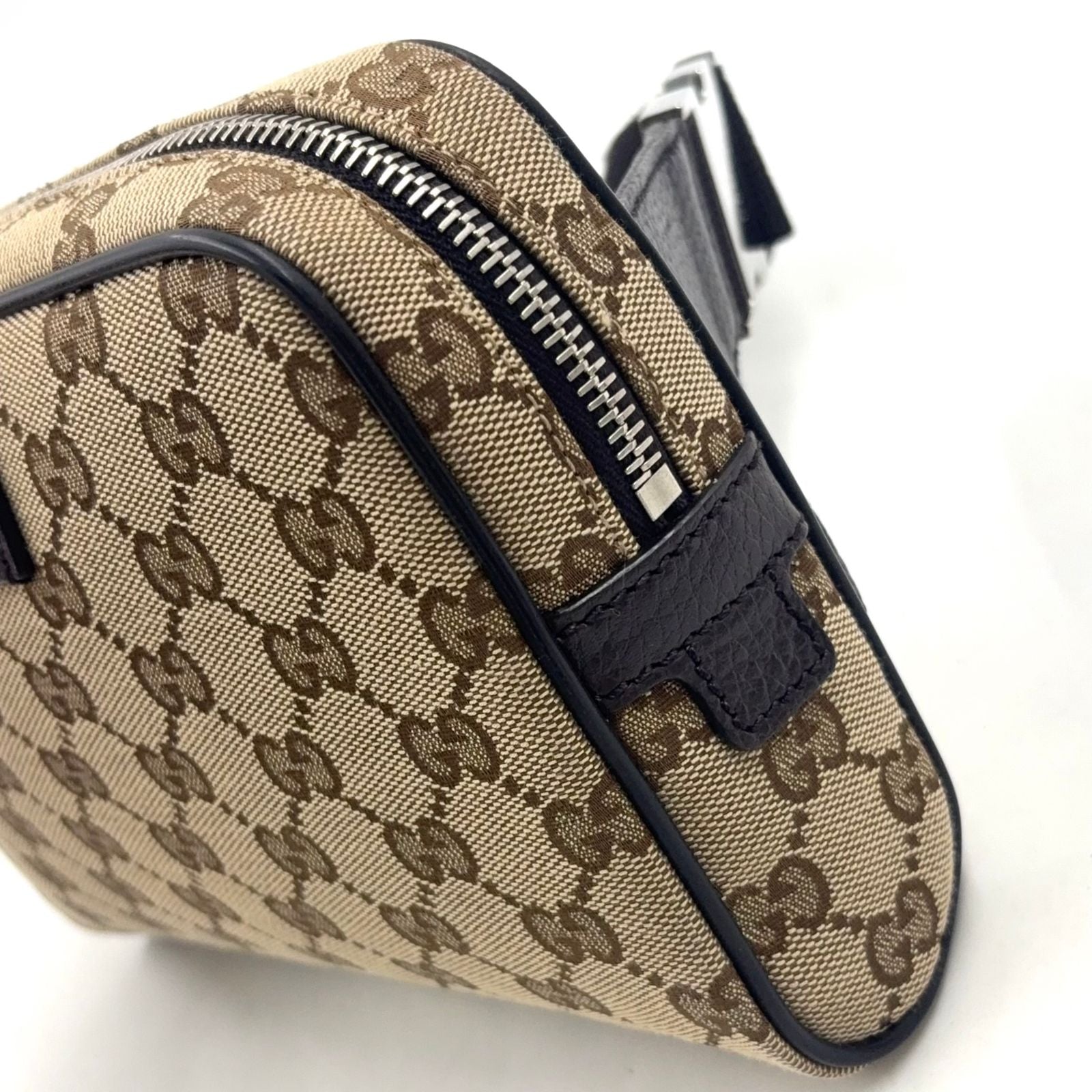 Gucci GG Canvas Leather Dark Brown Beige Belt Bag Silver — view 5