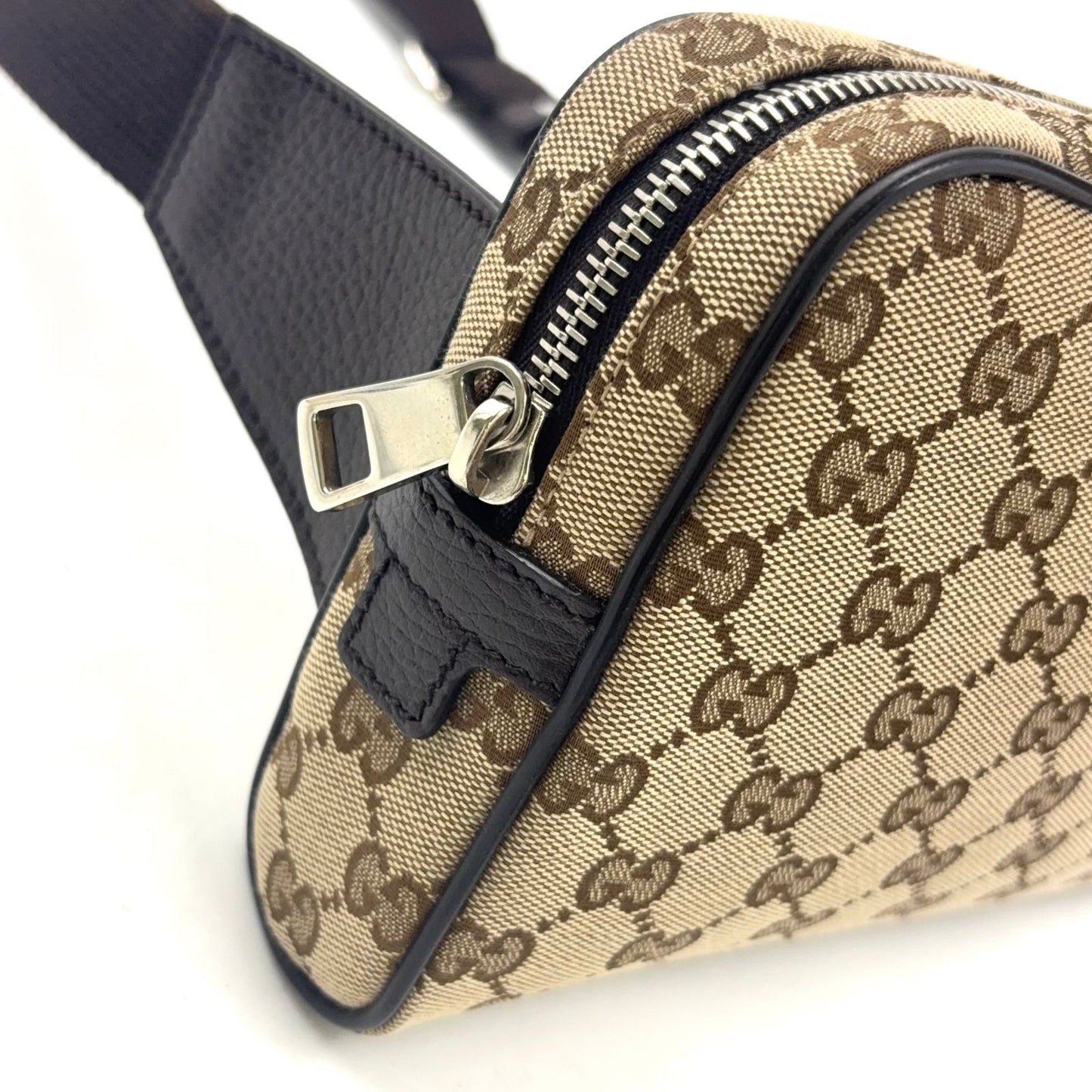 Gucci GG Canvas Leather Dark Brown Beige Belt Bag Silver — view 6