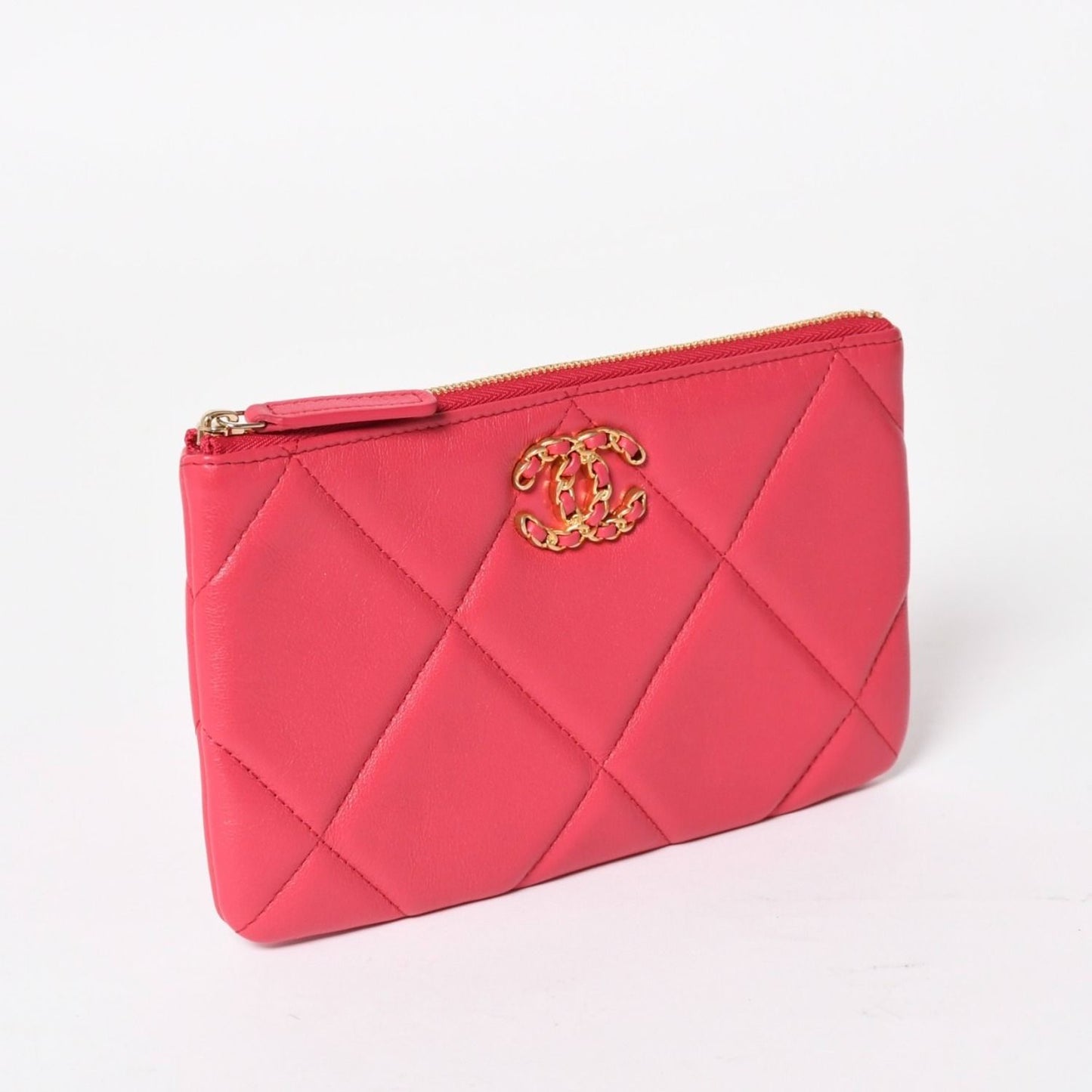 Chanel 19 Dixneuf Pouch CC Logo Lambskin Pink Gold — view 4