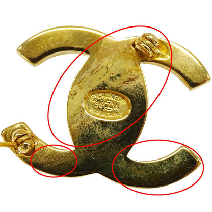 Chanel 96A Brooch Turnlock Gold Logo Vintage — view 8
