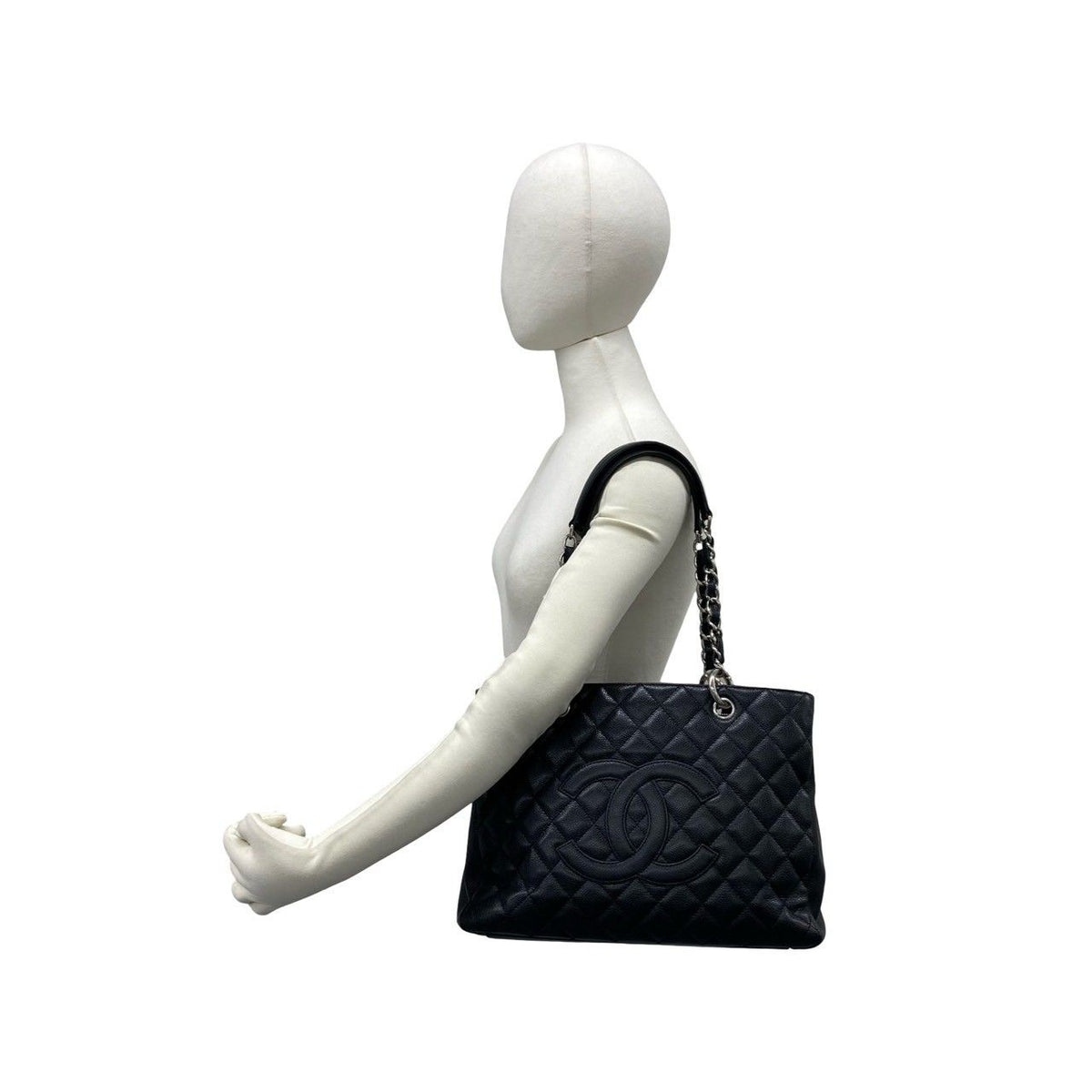 Chanel Grand Shopping Tote Bag GST Quilted CC Logo Caviar Leather Black — view 2