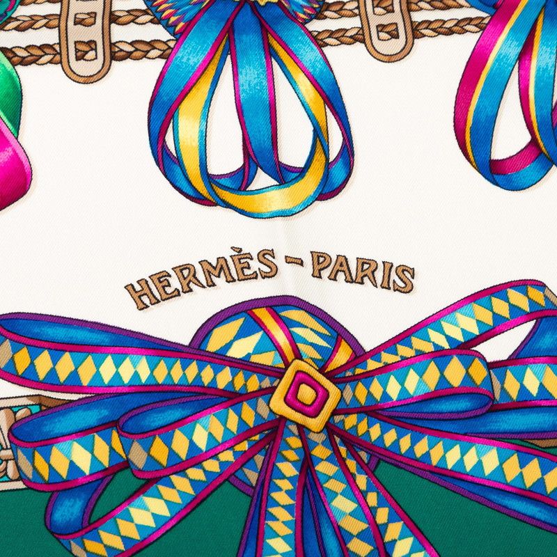 Hermes Carre 90 Les Rubans du Cheval Horse Ribbon Decoration Scarf Large Green — view 8