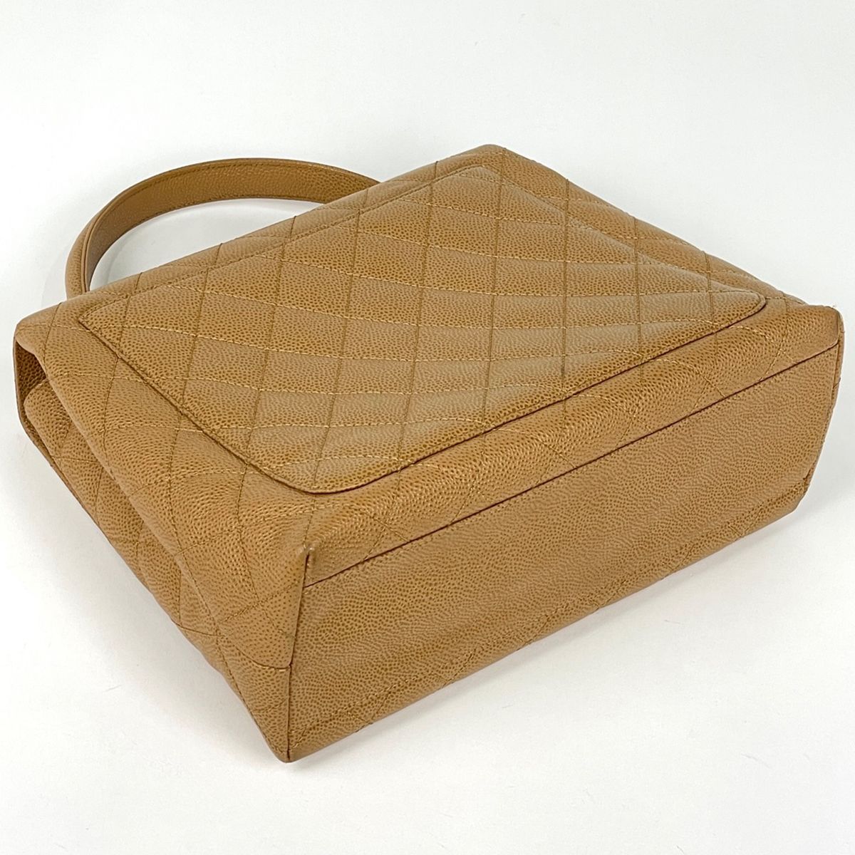 Chanel CC Logo Handbag Quilted Caviar Leather Beige — view 2